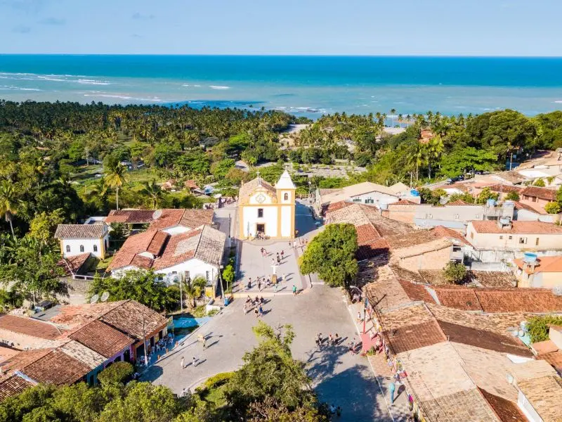 Igreja no centro da cidade em Arraial D